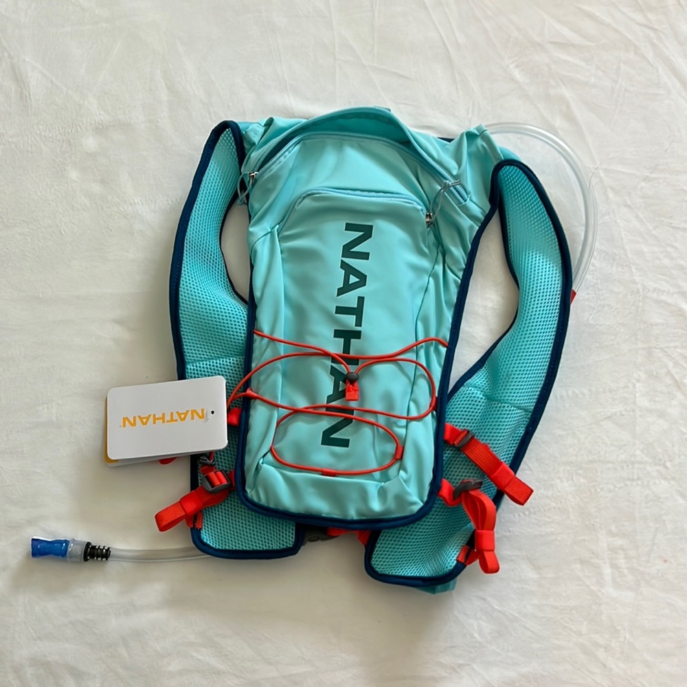 NEW Nathan QuickStart 2.0 hydration pack - backpack for running, hiking, biking